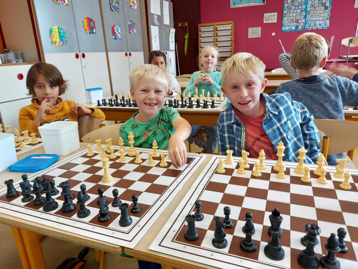 Brede school: schaaklessen